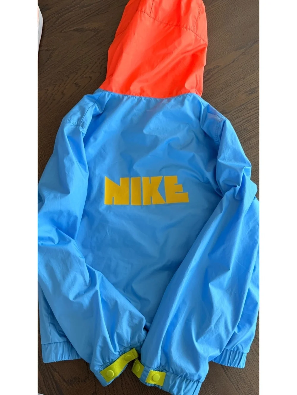 Nike this windbreaker